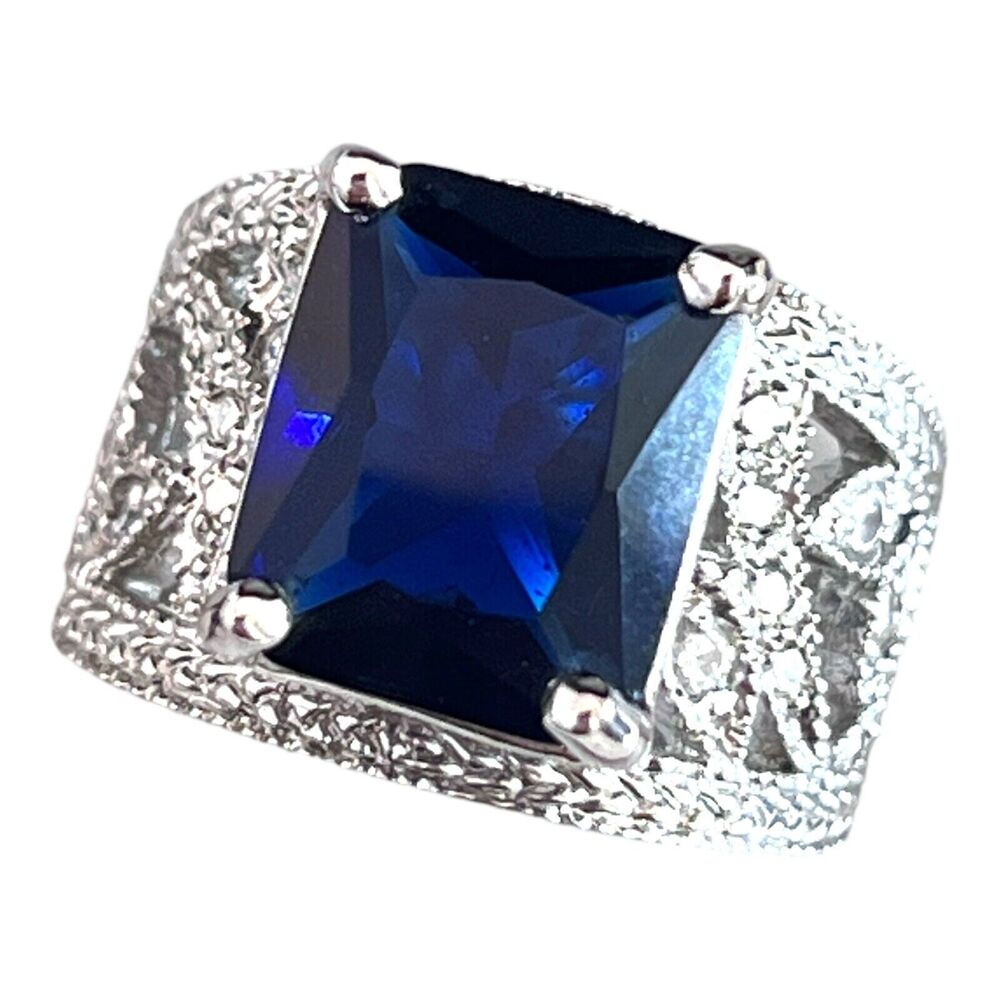 Vintage 1980s Uncas Blue CZ Ring Raised Setting Sterling Silver Size 6.5 - 5X
